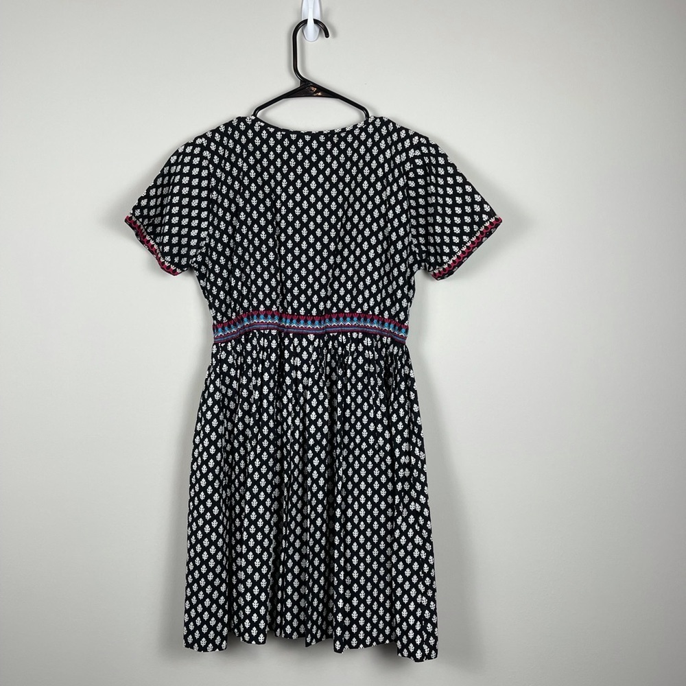Gretchen Scott Design Black and White Dress With Neckline Embroidery - Picture 4 of 7